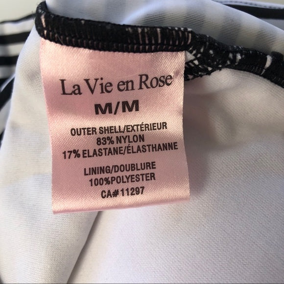 🏊🏻‍♀️🌴la vie en rose