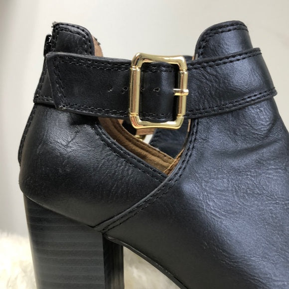 Fioni open toe leather booties