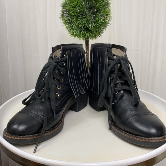 REDUCED!!!House of Harlow 1960 ankle boots