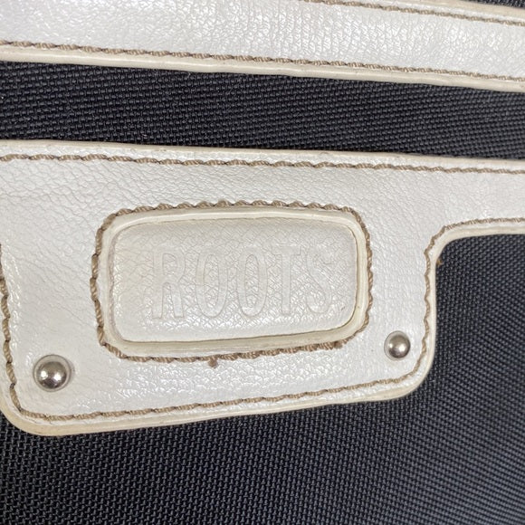 Roots crossbody bag