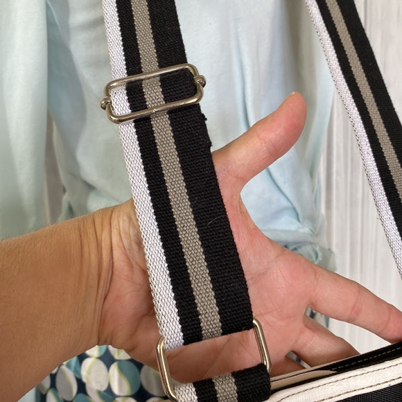Roots crossbody bag