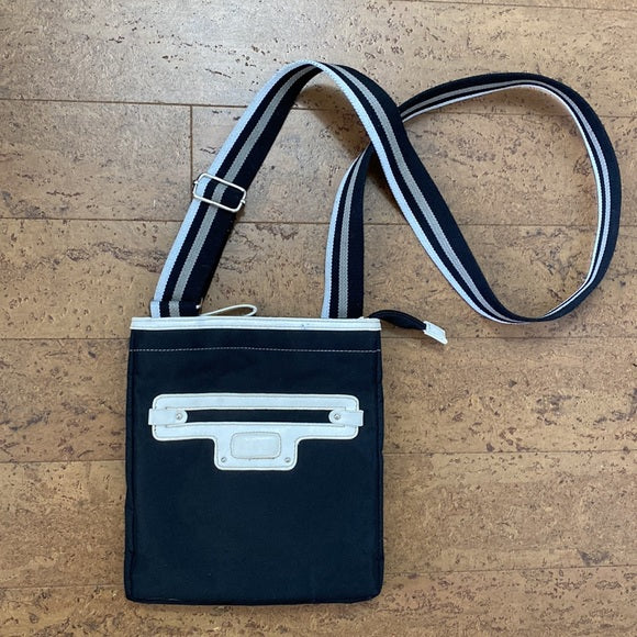 Roots crossbody bag
