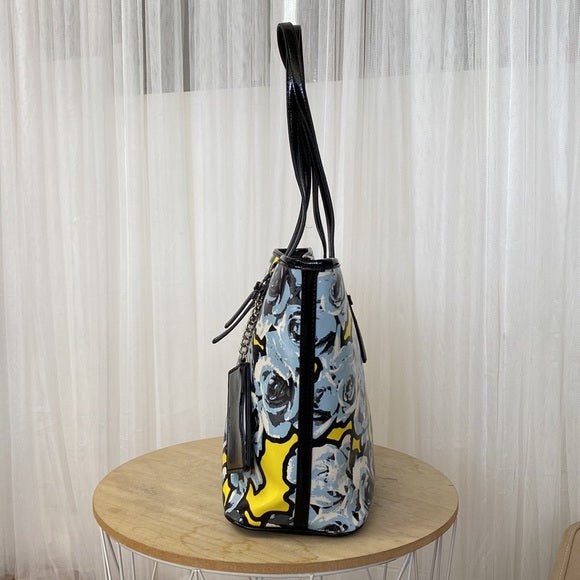 🎉HP🎉Nine West tote bag