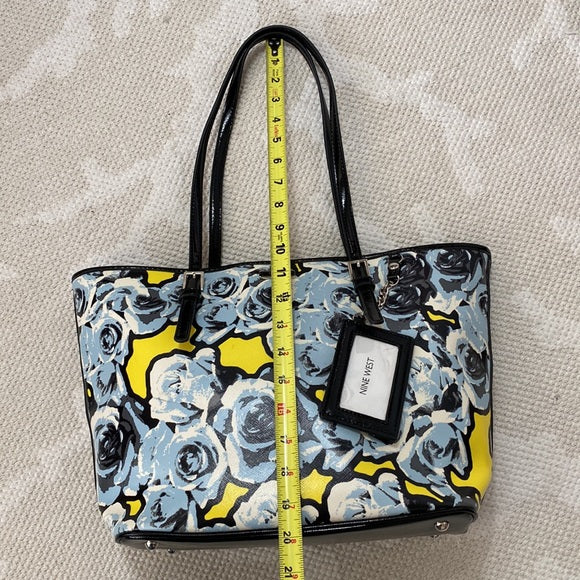 🎉HP🎉Nine West tote bag