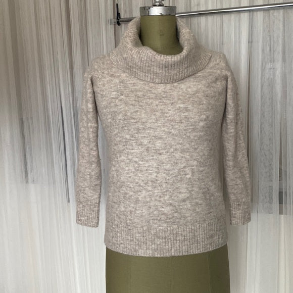 REDUCED!!Wilfred free turtleneck sweater