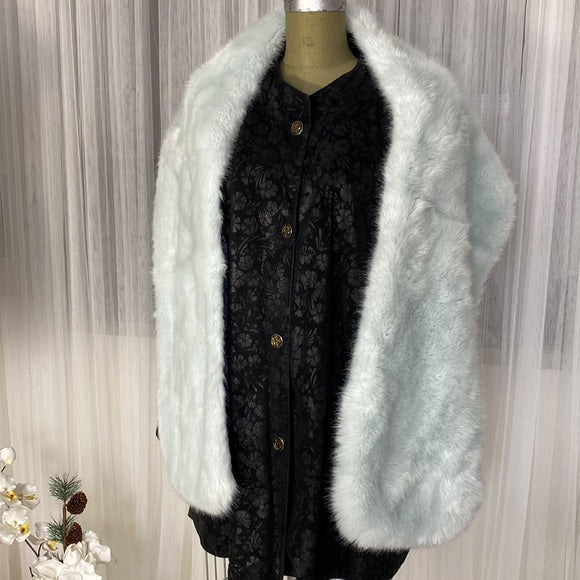 REDUCED!! Banana Republic faux fur wrap