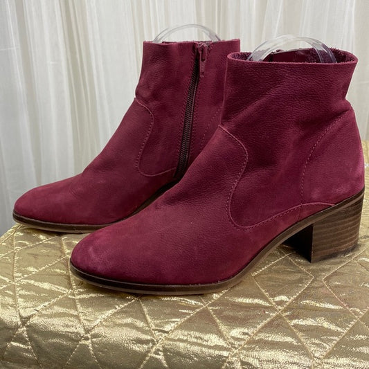 Gianni Bini Wand-erer ankle boots