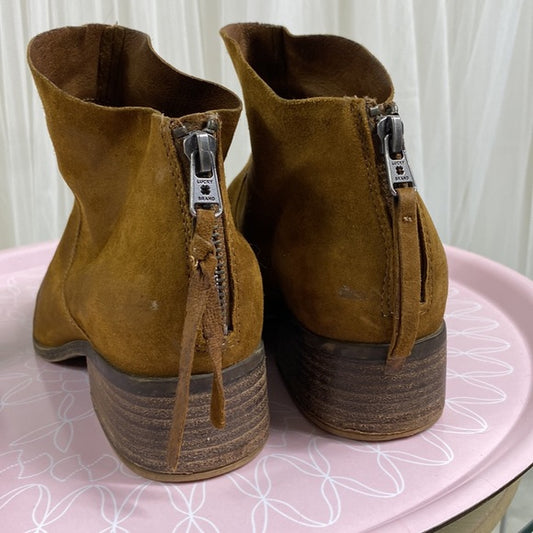 Lucky Brand booties