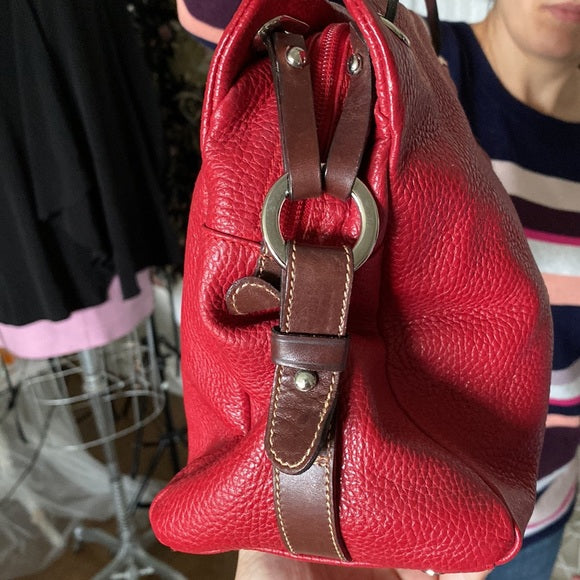 REDUCED! Petusco 100% leather stunning red and brown bag