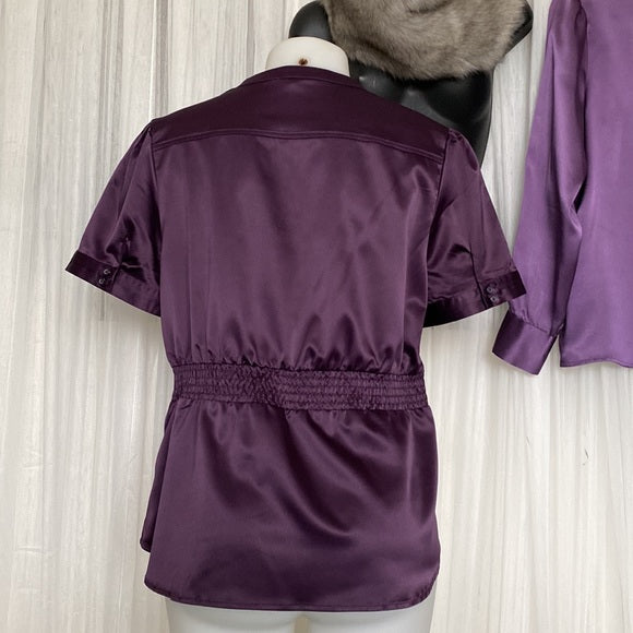 REDUCED! H&M short sleeves V-Neckline, button down blouse silky fabric Size 14