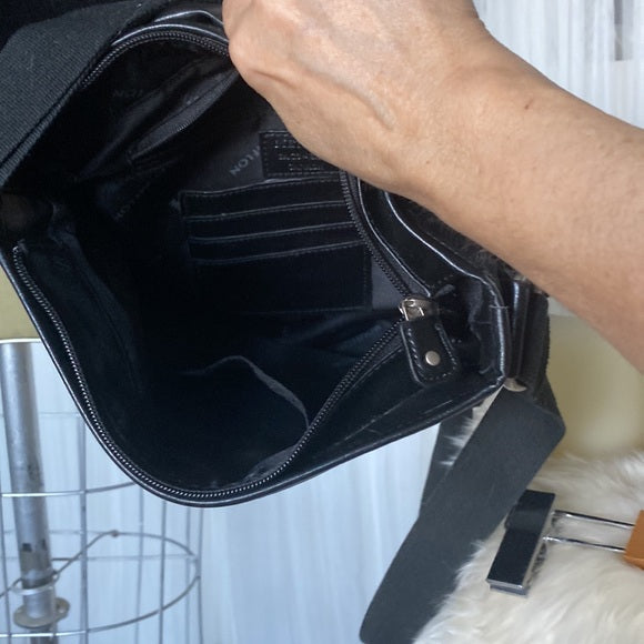 Mouflon black thick nylon/vegan leather crossbody bag
