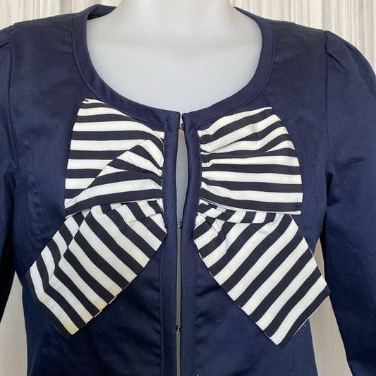 Cute crop dark blue, black & cream stripes bow, blazer/jacket by “Azul” Size 4