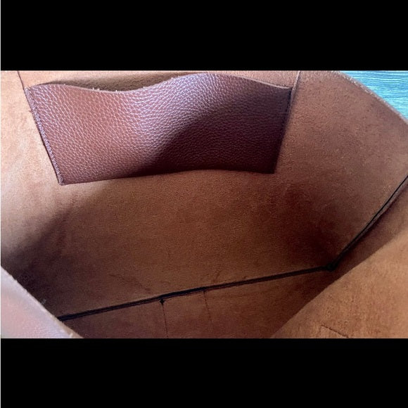 Vince Camuto faux leather tote bag, computer cognac brown, black band!