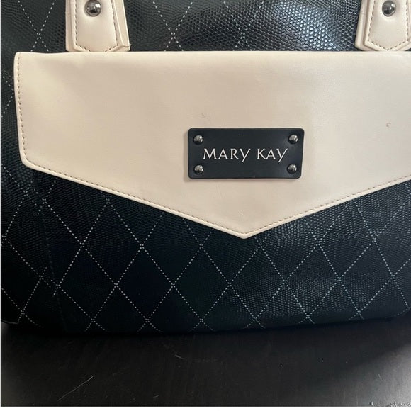 NEW!!!Mary Kay black/cream cosmetic, consultant, weekend tote bag