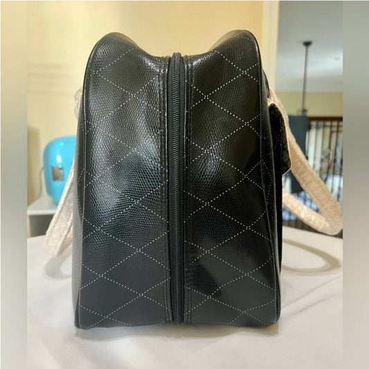 NEW!!!Mary Kay black/cream cosmetic, consultant, weekend tote bag