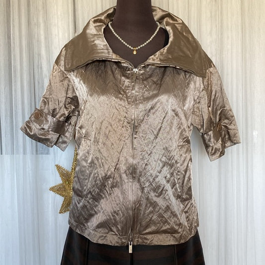 BCBGMaxAzria jacket! Crinkle, sheen, zipper closure, adjustable! Holiday! Size M
