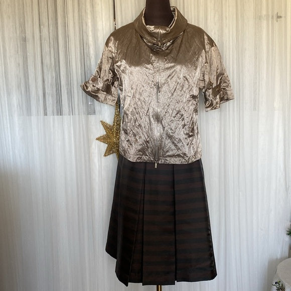 BCBGMaxAzria jacket! Crinkle, sheen, zipper closure, adjustable! Holiday! Size M