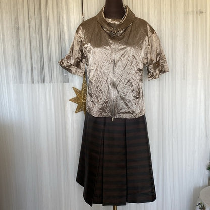 BCBGMaxAzria jacket! Crinkle, sheen, zipper closure, adjustable! Holiday! Size M