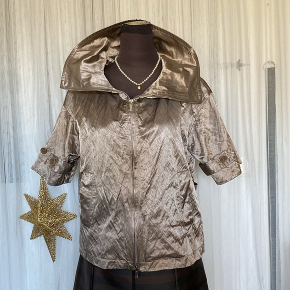 BCBGMaxAzria jacket! Crinkle, sheen, zipper closure, adjustable! Holiday! Size M