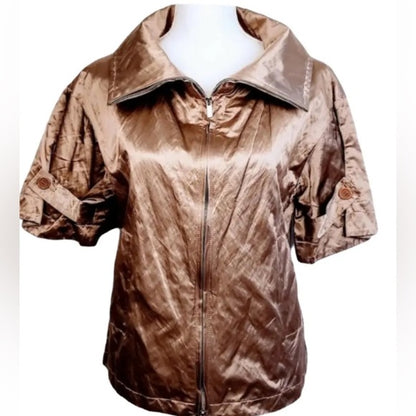 BCBGMaxAzria jacket! Crinkle, sheen, zipper closure, adjustable! Holiday! Size M