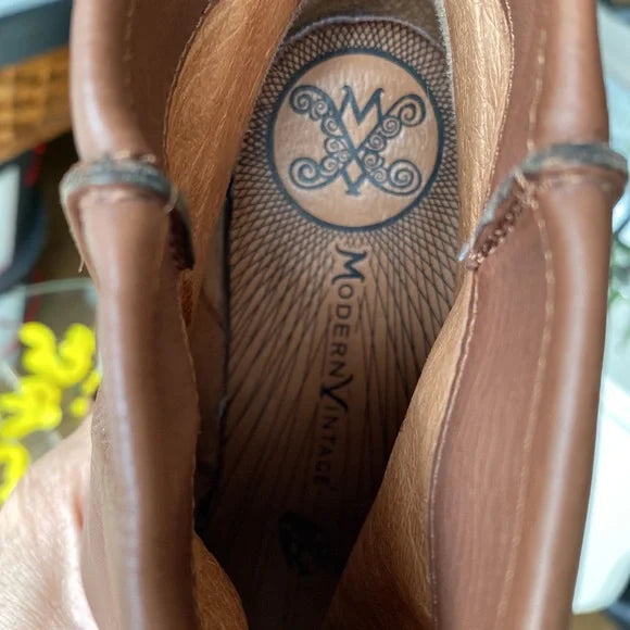 Modern Vintage “Vanessa” fold over booties