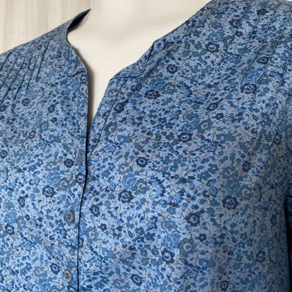 REDUCED!!Liberty Art Fabric roll taps long sleeves blue flowers! Size M
