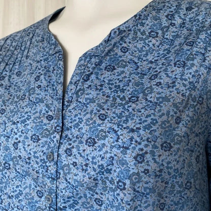 REDUCED!!Liberty Art Fabric roll taps long sleeves blue flowers! Size M