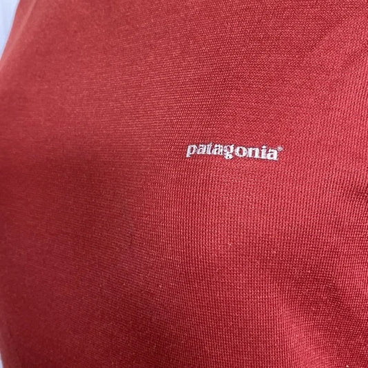 Patagonia Capilene rust short sleeves men’s, base layer 100% polyester, Size M