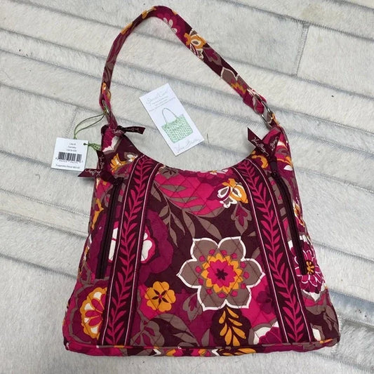 NWOT!!! Vera Bradley Lisa B Carnaby shoulder bag! 100% washable quilted!