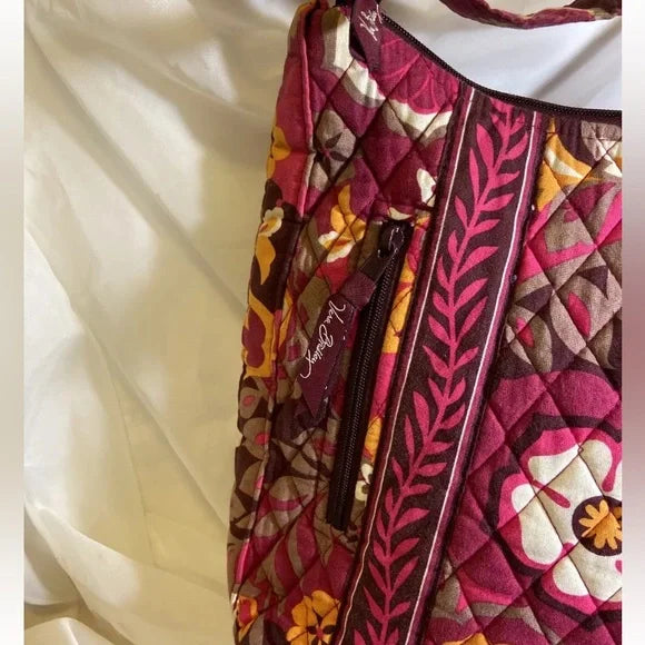 NWOT!!! Vera Bradley Lisa B Carnaby shoulder bag! 100% washable quilted!