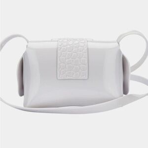 Melissa in colab Victor & Rolf off white cross body bag